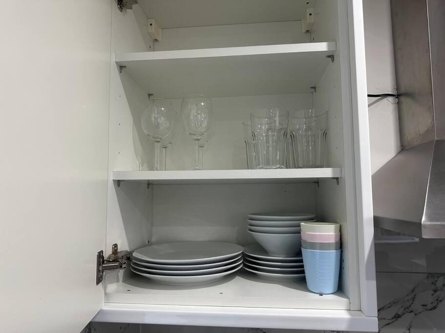 2 Bedroom House,Brownhillrd Se6 伦敦 外观 照片